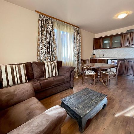 Private Apartments Next To Bellevue Residence Bansko Bagian luar foto