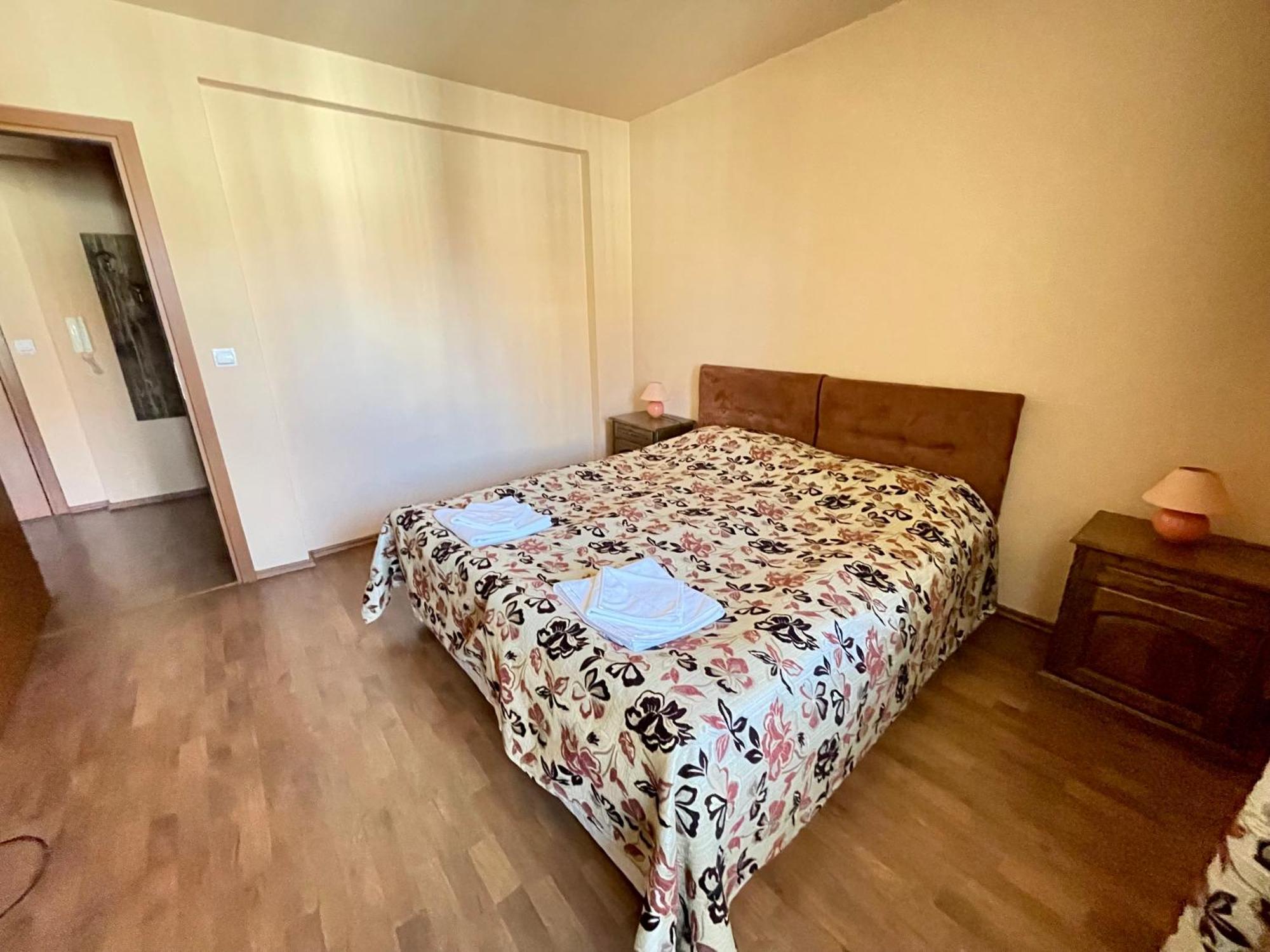Private Apartments Next To Bellevue Residence Bansko Bagian luar foto