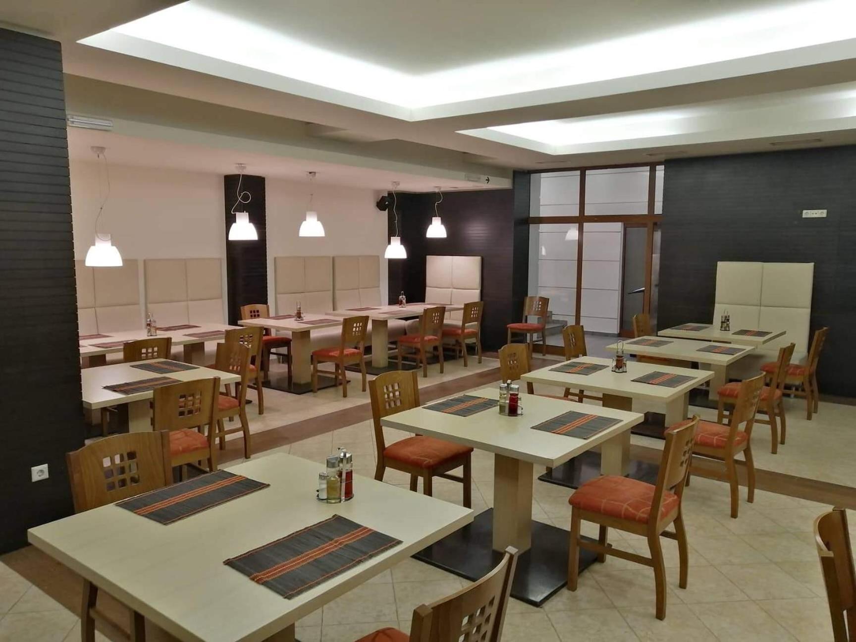 Private Apartments Next To Bellevue Residence Bansko Bagian luar foto